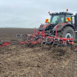 FarmChief Machinery ExpressPro Pre-Ripper