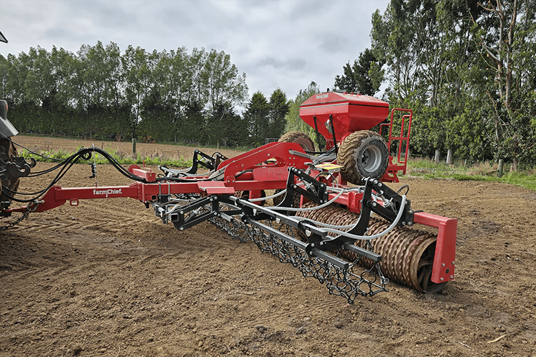 FarmChief Machinery Rollmax Roller Drill with chain harrows