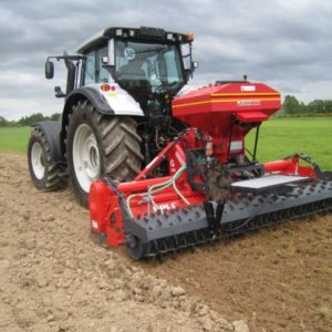 Falc Rotoking in action cultivating field | Rotary Hoe | Spike Rotor