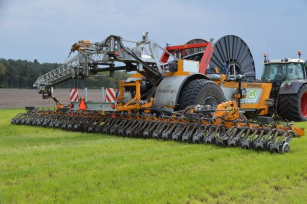Veenhuis Rotomax Drag Hose System | Excels in Damp Soil | FarmChief