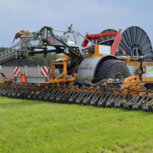 Veenhuis Rotomax Drag Hose System | Excels in Damp Soil | FarmChief