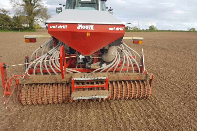 Moore 3ptl Direct Disc Drill FarmChief