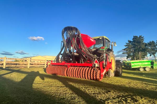 FarmChief Machinery Moore Uni Drill Single Disc Direct Drill