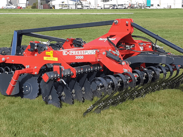 FarmChief Machinery ExpressPlus Speed Discs with front levelling paddles