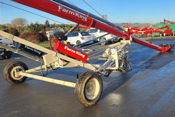 FarmChief Machinery Conventional Auger Mover