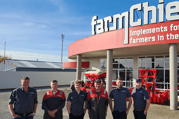 FarmChief Machinery Southland Service Team
