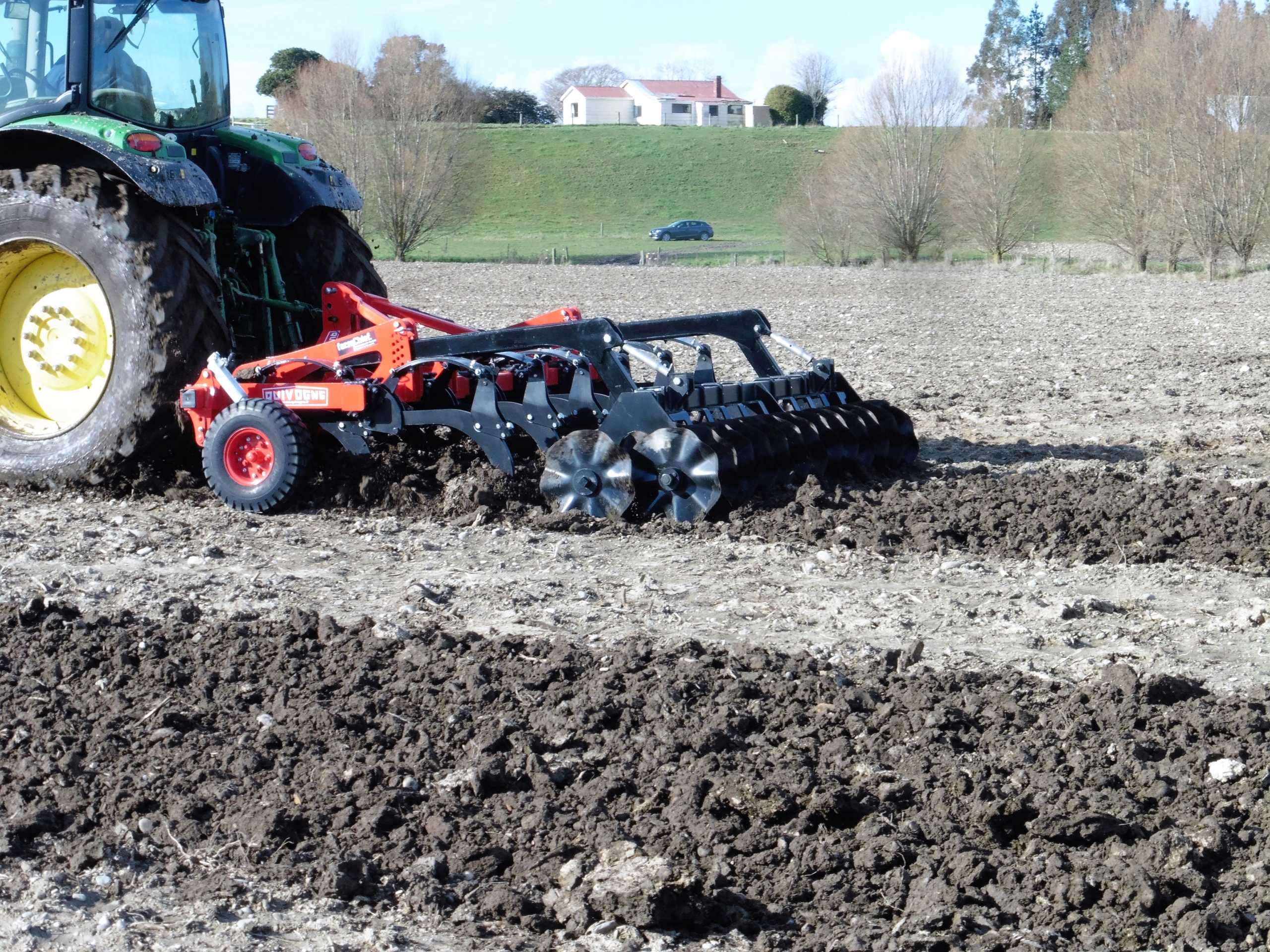 FarmChief Machinery NSL Chisel Plough With Double Wavy Discs