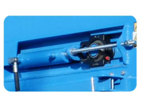 FarmChief Machinery Buffalo Rear Discharge Muck Spreader