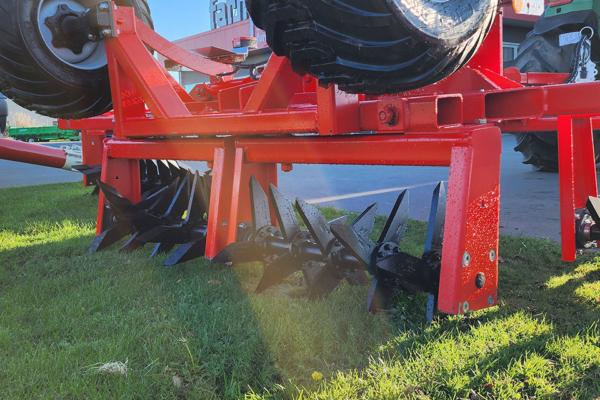 FarmChief Machinery Rollspike Folding Aerator