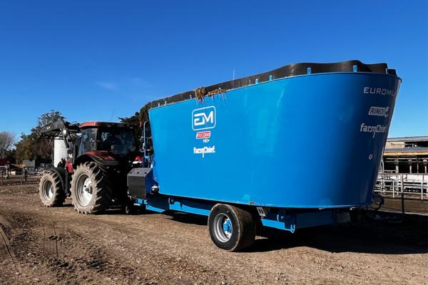 FarmChief Machinery Rhino Mixer Feeder Diet Wagon